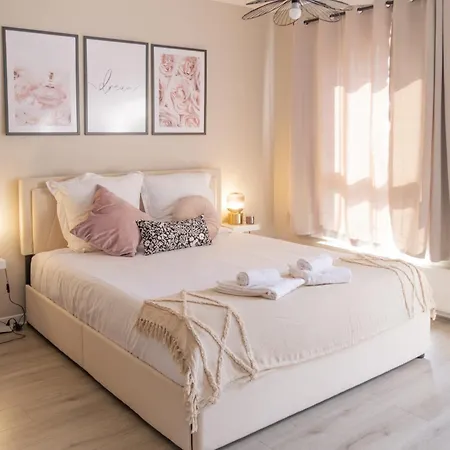 Le Florescence - Centre Apartment